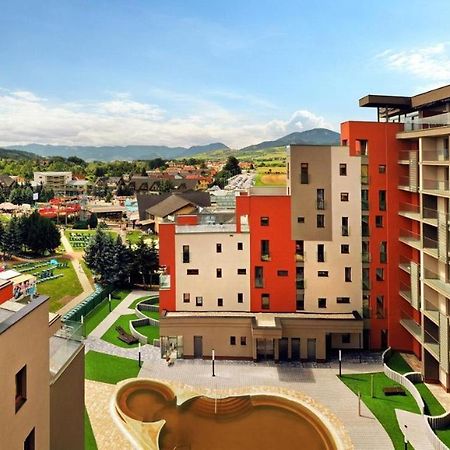 Luxapartmanbesenova Hotel Akvamarin ภายนอก รูปภาพ